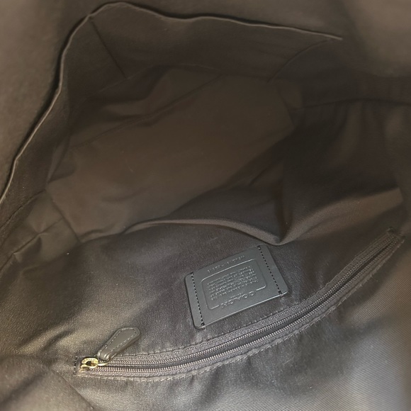 Coach crossbody hobo - Picture 7 of 8